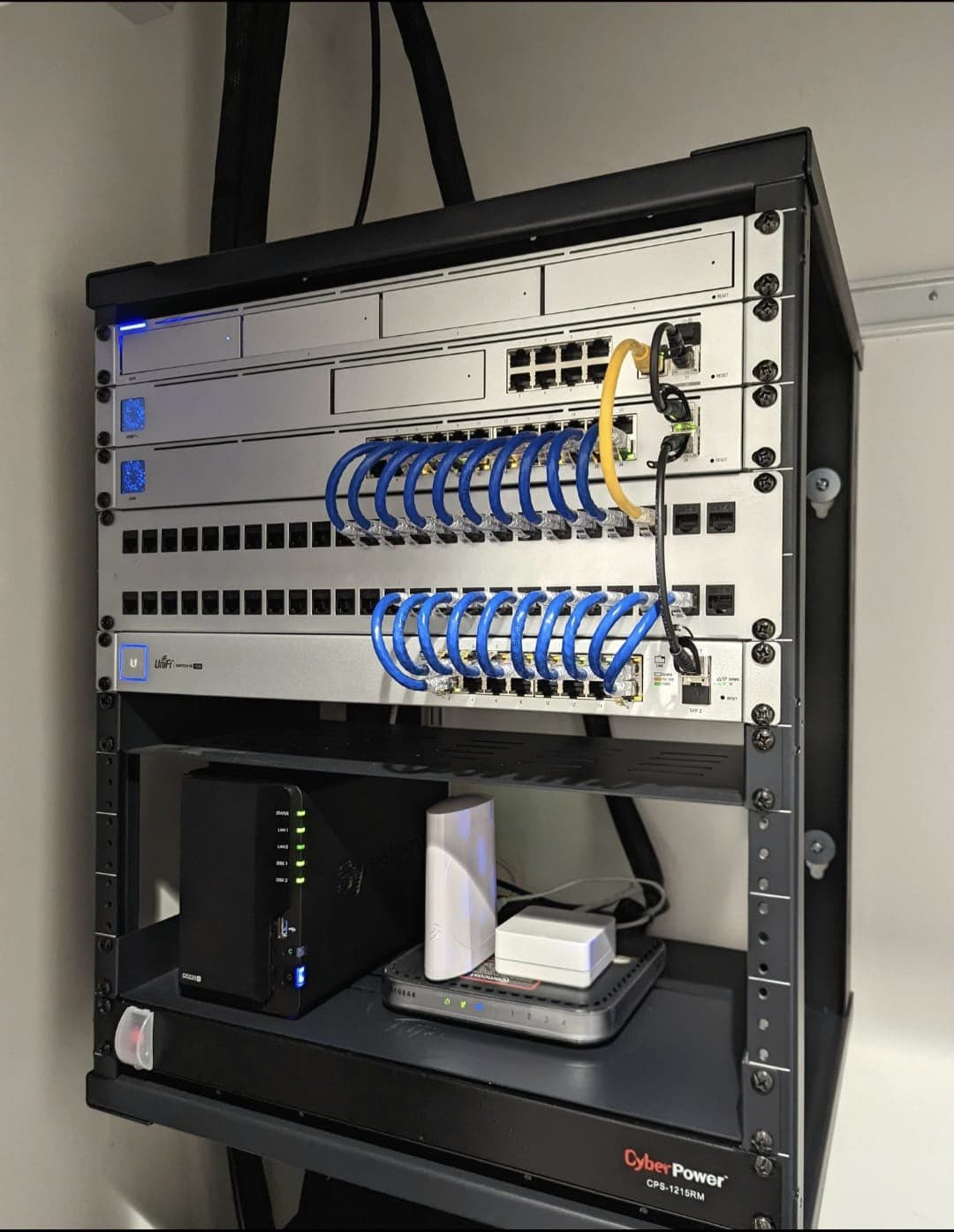 Office & Warehouse Structured Cabling thumbnail 4